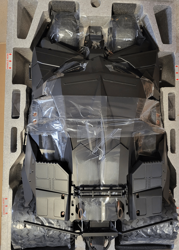 Batmobile Tumbler 1/6 Scale Replica MMS69 – Batman The Dark Knight TDK – HOT TOYS