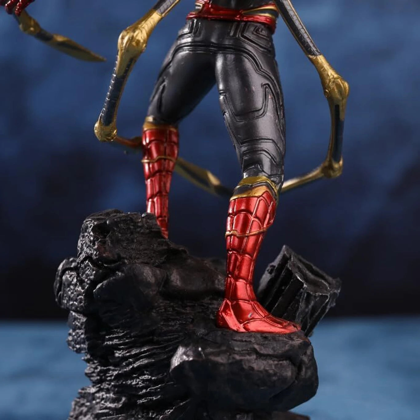 Spiderman Standing - 25cm Action Figure (Blister+Box)
