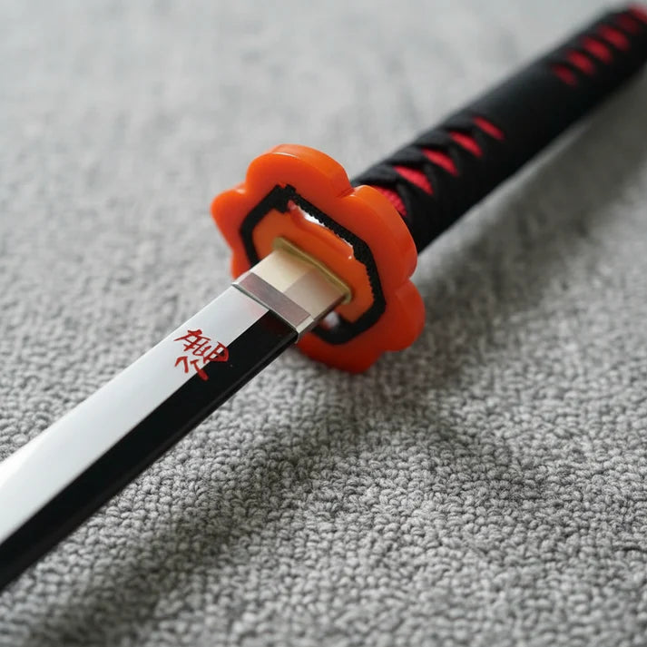 Demon Slayer: Tanjiro Flame Black 104cm Wooden Katana