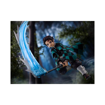 Demon Slayer Kimetsu Tanjiro Kamado Action Figure Deluxe Version