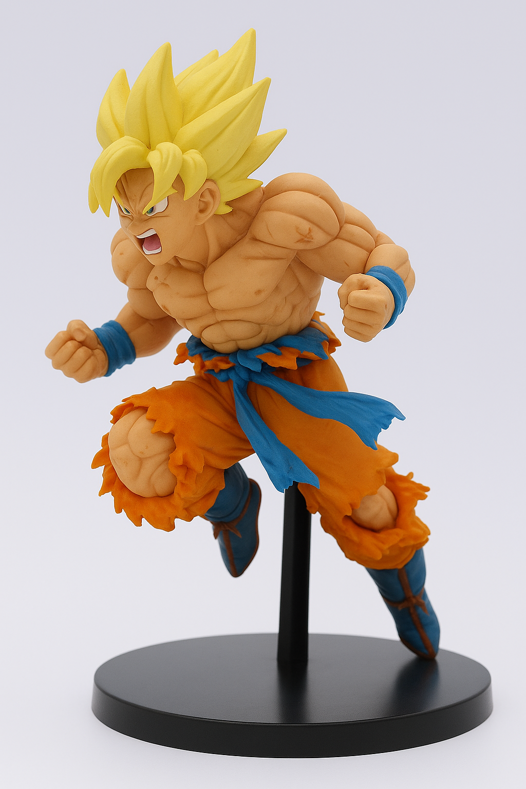 Super Saiyan Goku Action Figure – DBZ Kamehameha Power Pose (Flying Edition)
