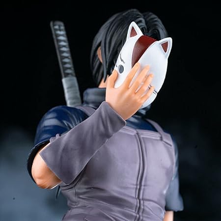 Itachi standing figure