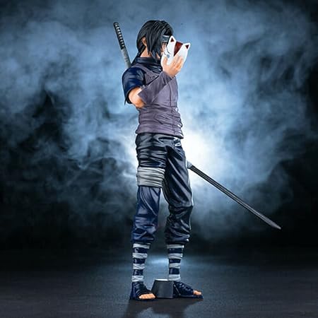 Itachi standing figure