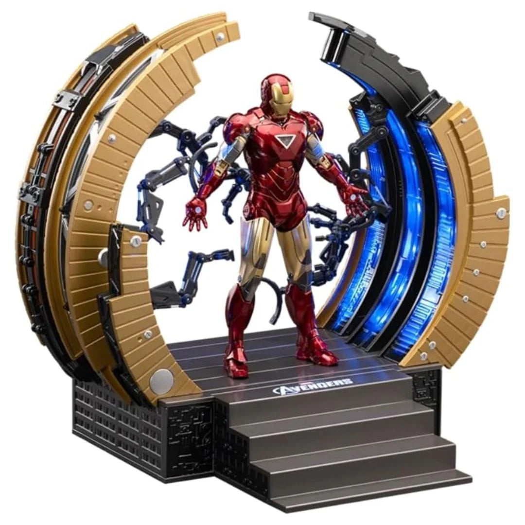ZD Toys: Marvel Avengers Suit Up Gantry With Iron Man Mark 06 - Action Figure 4 Inch