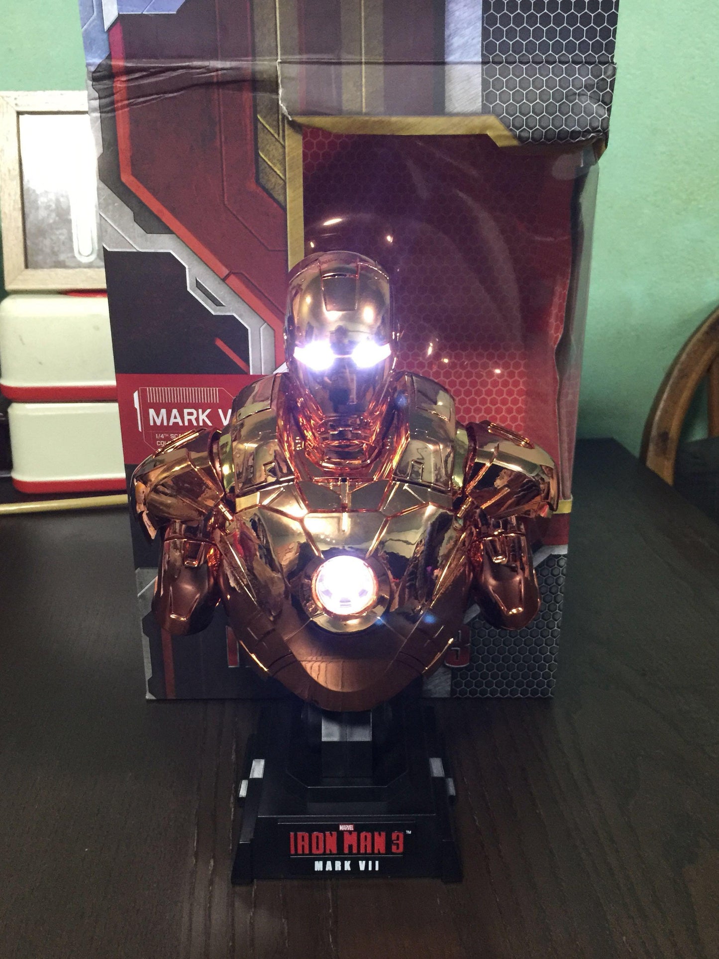 Iron Man Mark vii 1/4 scale limited edition