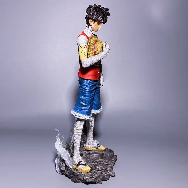 One Piece Damaged Luffy Bandage Figure | 27 cm