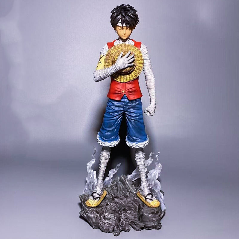 One Piece Damaged Luffy Bandage Figure | 27 cm