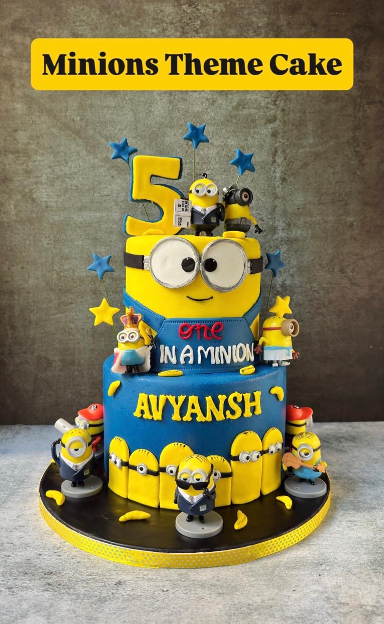 Minion Cake