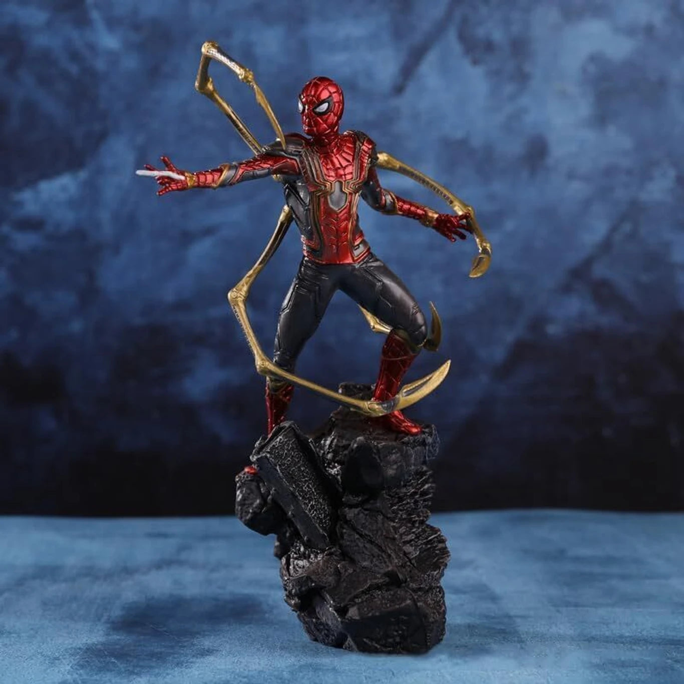 Spiderman Standing - 25cm Action Figure (Blister+Box)
