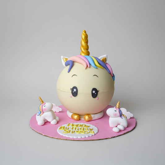 Unicorn Pinata Cake
